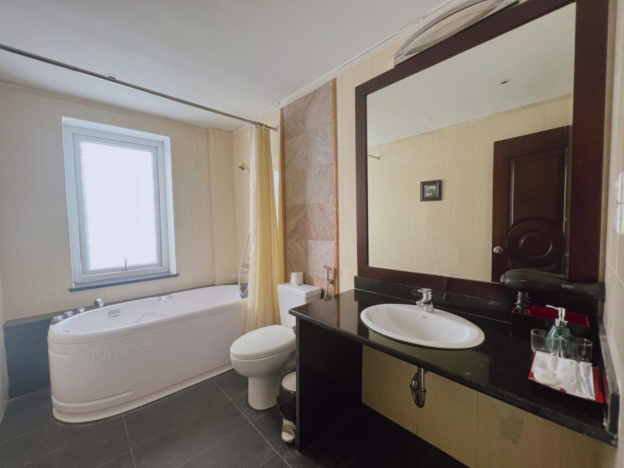 האנוי Ha Noi Memory Central Hotel And Spa מראה חיצוני תמונה